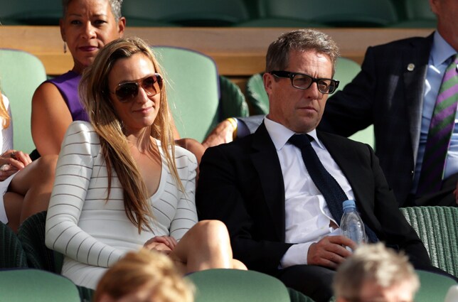 Los famosos no se pierden Wimbledon: Hugh Grant y Anna Eberstein