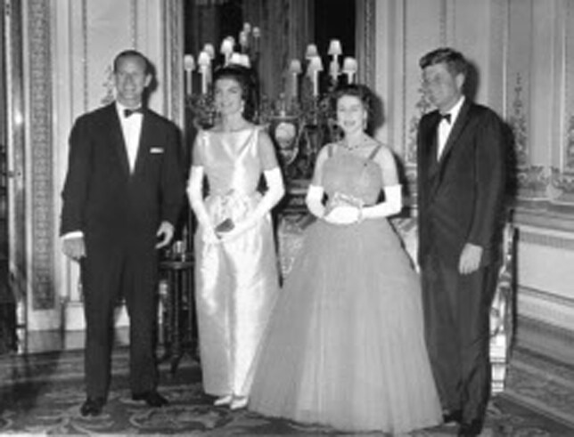 El glamour de Jackie Kennedy en las cenas de gala