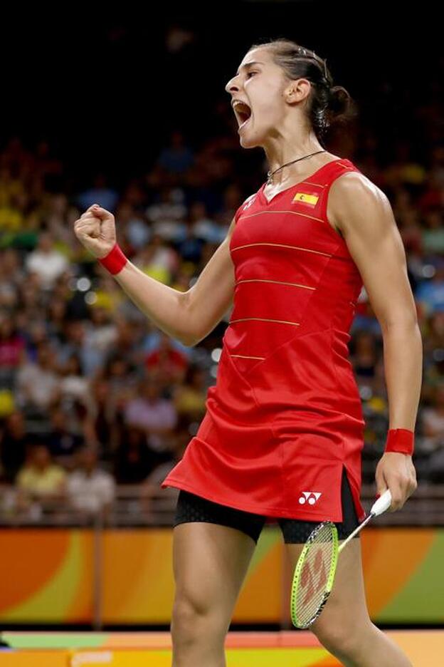 Carolina Marín en uno de sus gritos durante el partido de cuartos de final de Río 2016./getty.
