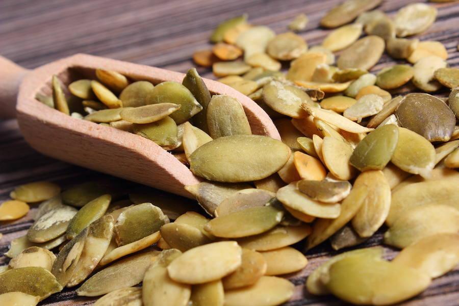Alimentos que dan felicidad: semillas de calabaza