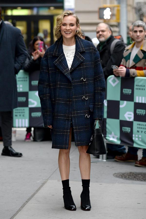 Looks de famosas para combatir el frío: Diane Kruger