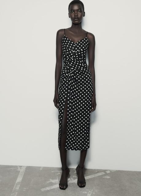 Vestido estampado de Zara (29,99 euros)