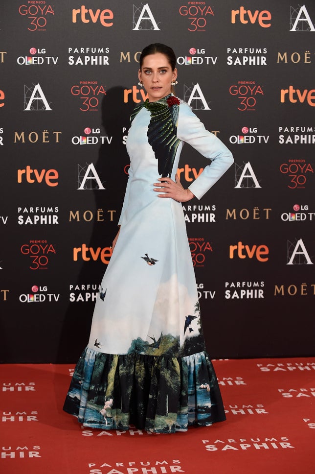 Alfombra roja Premios Goya 2016: María León