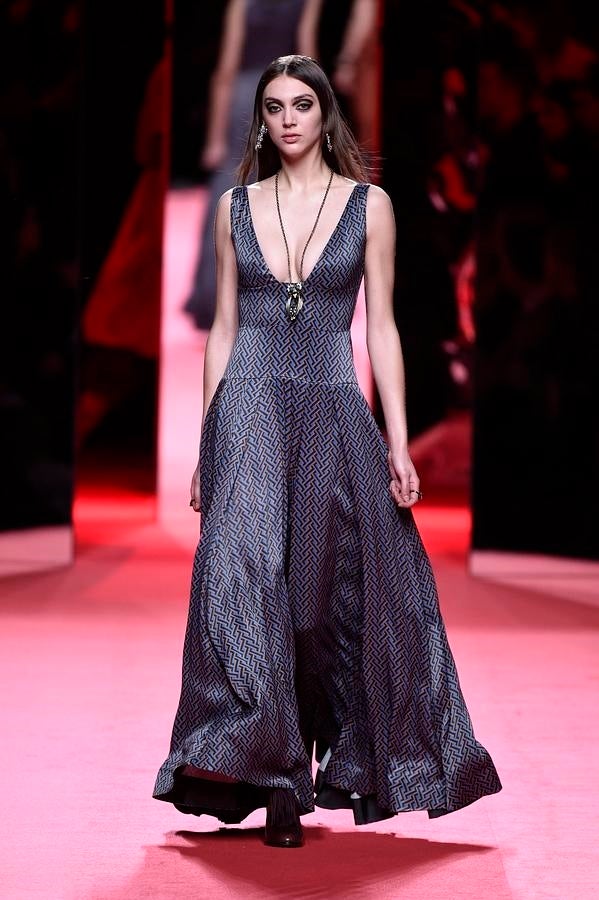 Juanjo Oliva en la MBFW de Madrid: vestido estampado