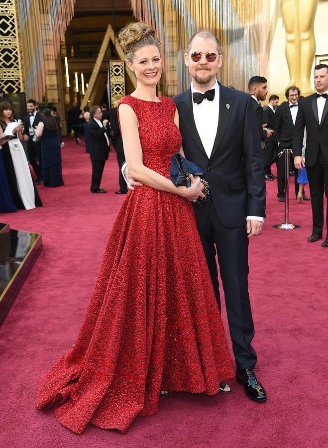 Parejas en la alfombra roja de los Oscar 2016: Eva von Bahr y Love Larson