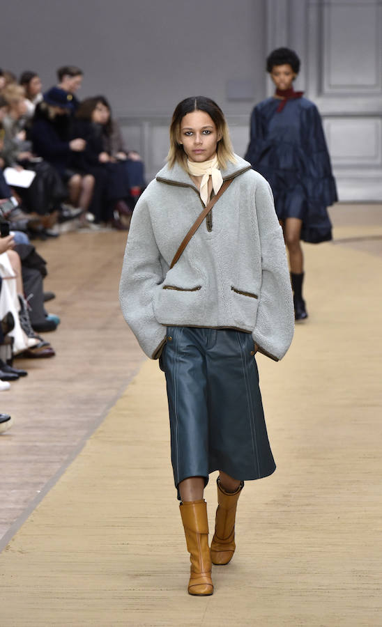 Look con pantalón de Chloé para el invierno de 2016