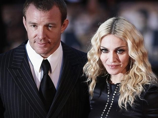 Madonna y Guy Ritchie deberán de llegar a un acuerdo por la custodia de su hijo Rocco