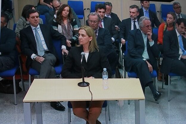 La Infanta Cristina se escuda en la confianza a su marido, a quien considera inocente