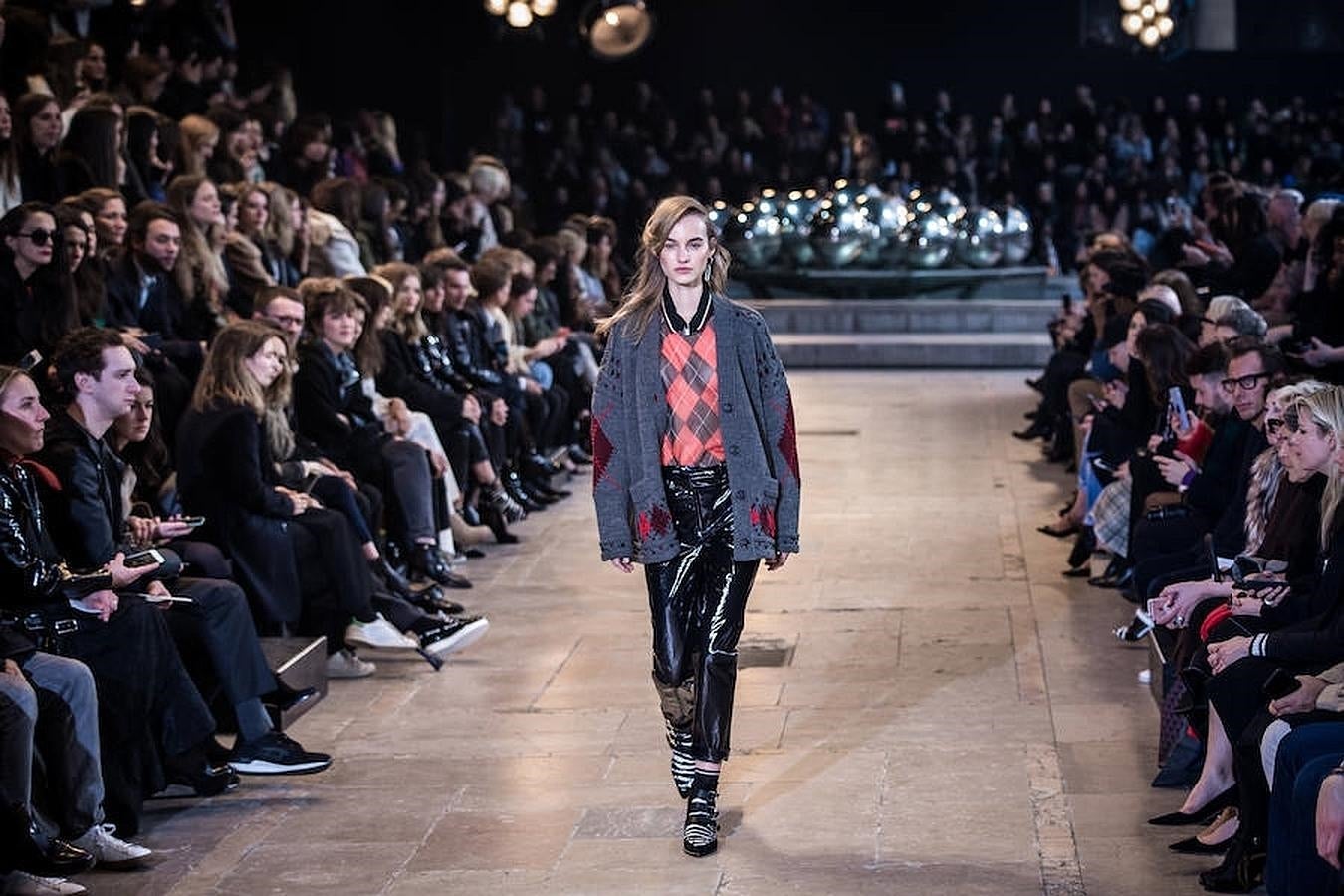 Isabel Marant saca su lado más rockero