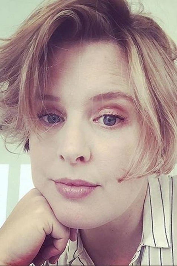 Tania Llasera explota en Instagram ante las críticas incesantes