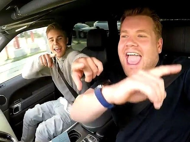 James Corden: karaoke de 'celebs' sobre ruedas