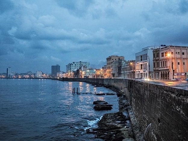 Cuba: un amanecer lleno de incógnitas