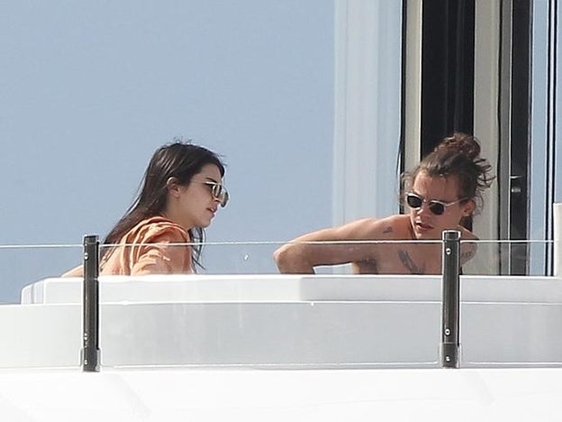 Un 'hacker' difunde las fotos más íntimas de Kendall Jenner y Harry Styles