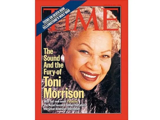 En 1998, la revista Time celebraba el lanzamiento de Paraíso, su primer libro tras recibir el Nobel de Literatura en 1993.