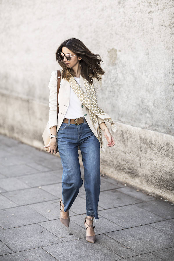 Fotos: looks para llevar los 'cropped flare jeans' Mujer Hoy