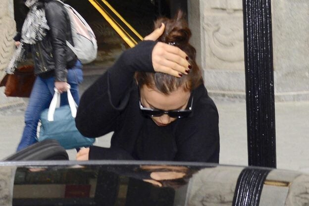 Irina Shayk, de incógnito por Barcelona