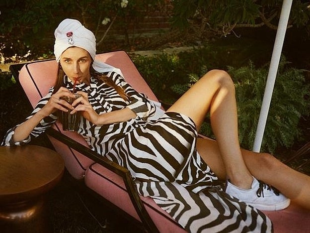 Carolina Herrera lanza una colección cápsula para Mytheresa