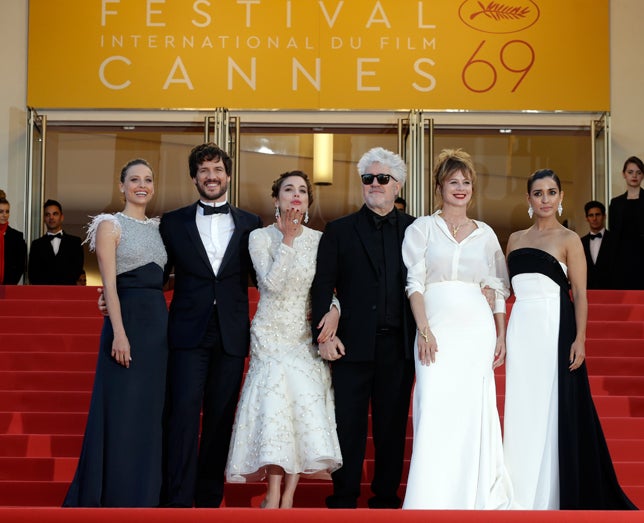 Todos los looks de las 'chicas Almodóvar' en Cannes