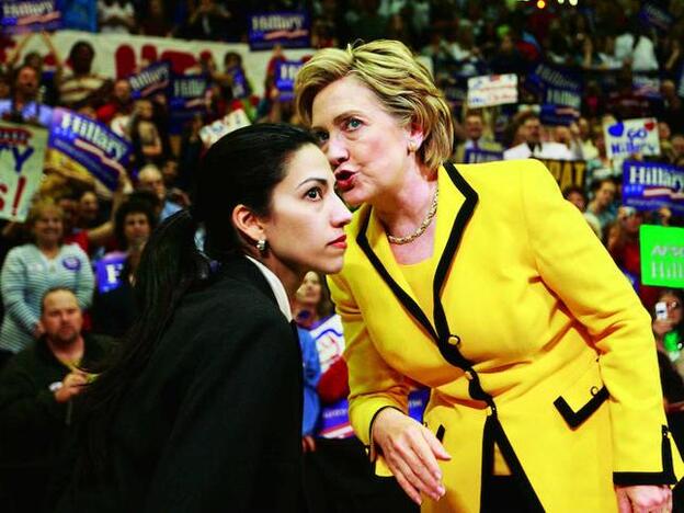 Huma Abedin: la alargada sombra de Hillary Clinton