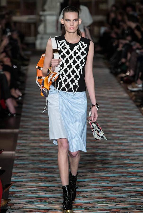 Así ha sido el desfile de la colección crucero de Dior