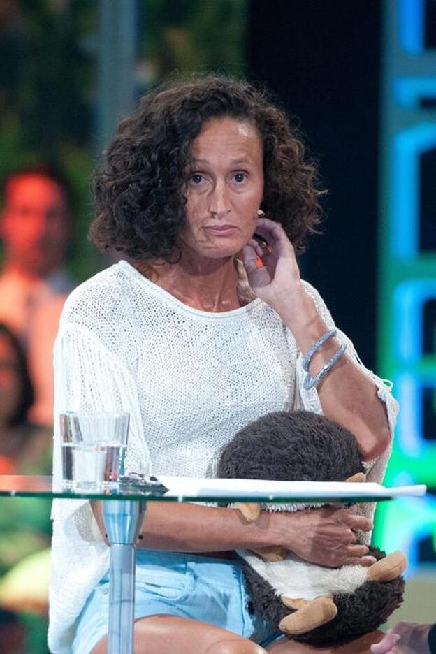 Las 'perlas' de Dulce sobre el clan Pantoja tras su salida de 'Supervivientes'