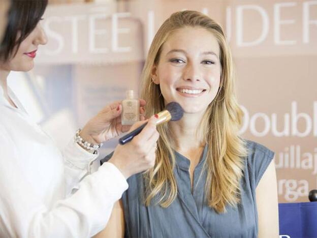 ¿Usas la base de maquillaje adecuada?