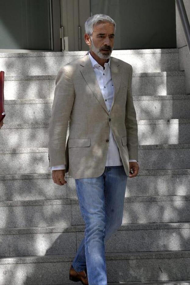 Imanol Arias dice que va "a devolver hasta el último céntimo"