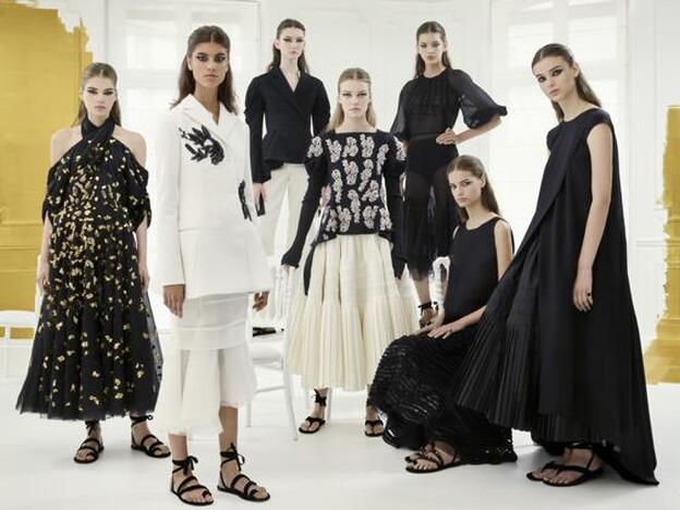 La Alta Costura París recupera sus clásicos