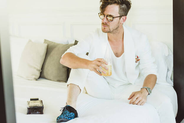 “Me gustan las mujeres con piel de delfín”