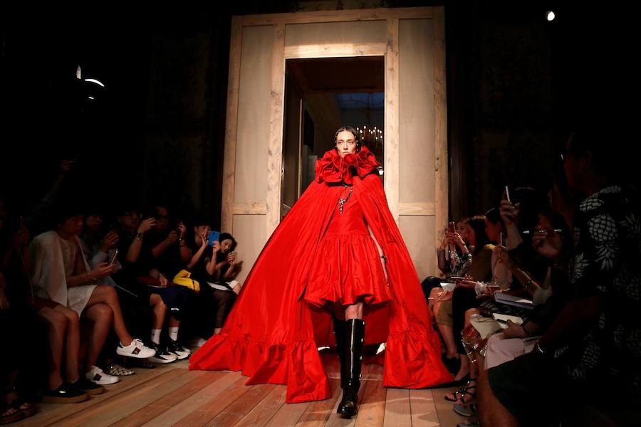 Valentino recurre a Shakespeare en su colección de Alta Costura