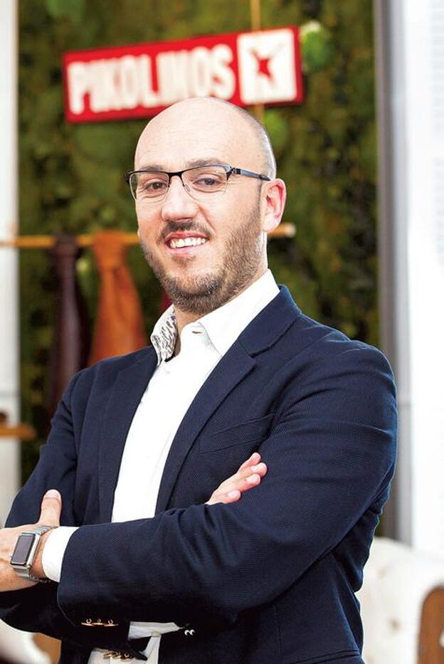 “El ejemplo lo tienen que dar, primero, los que más tienen”