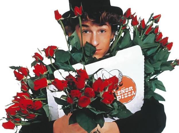 De juguetes sexuales, a abrazos: las cosas más raras que pedimos a domicilio