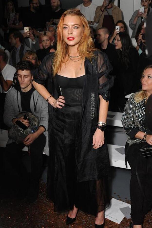 Lindsay Lohan: "Ninguna mujer puede estar al lado de quien la golpea"