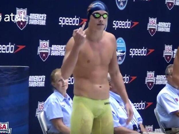 ¿Por qué hace una peineta Santo Condorelli, nadador en Río 2016, antes de saltar a la piscina?