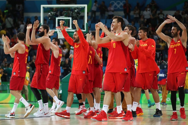 Nuestro equipo de baloncesto masculino consigue colgarse el bronce