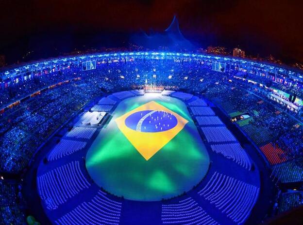 Samba para "lavar el alma" en la clausura de los Juegos Olímpicos de Río 2016