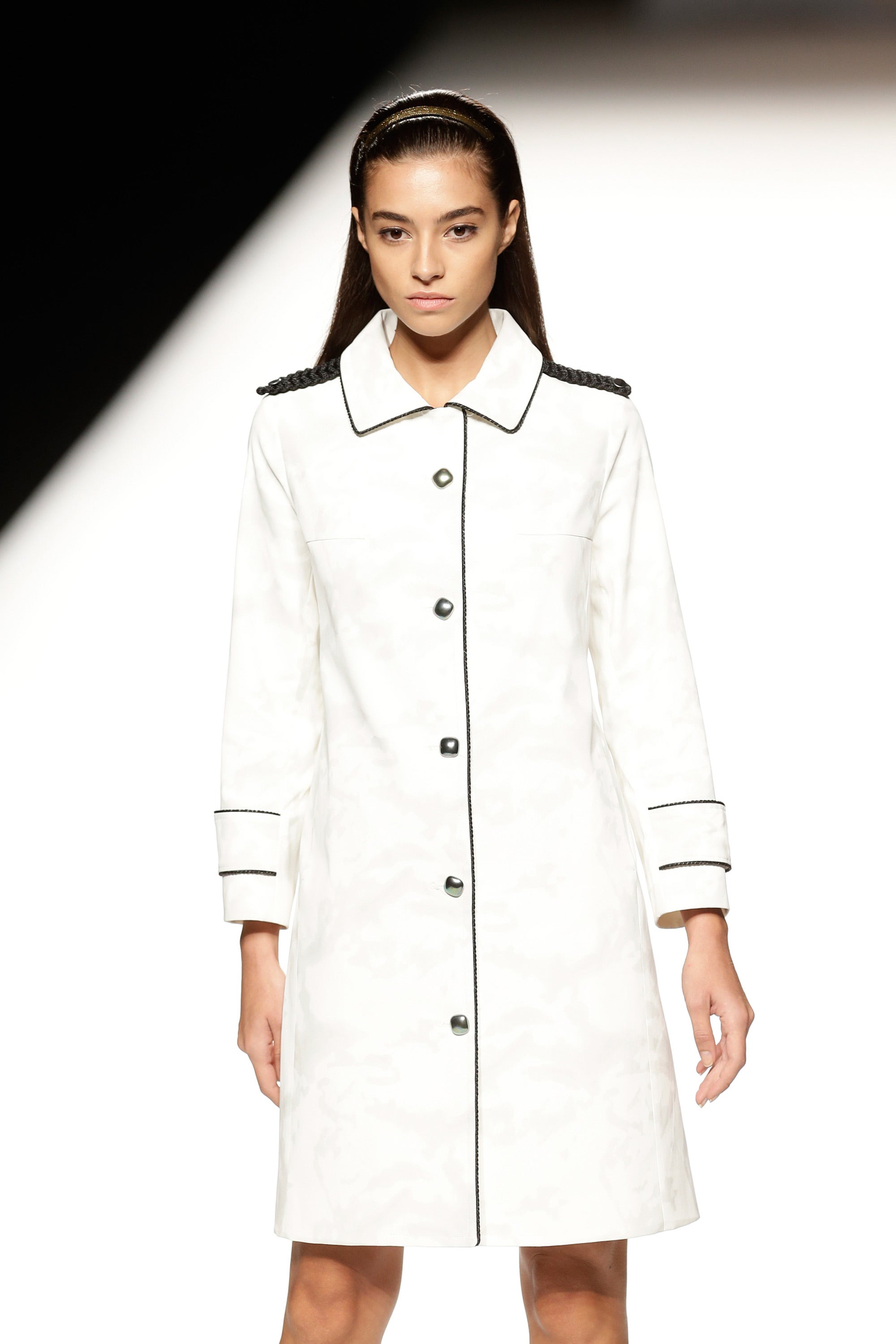 Desfile de Ion Fiz para la colección primavera / verano 2017