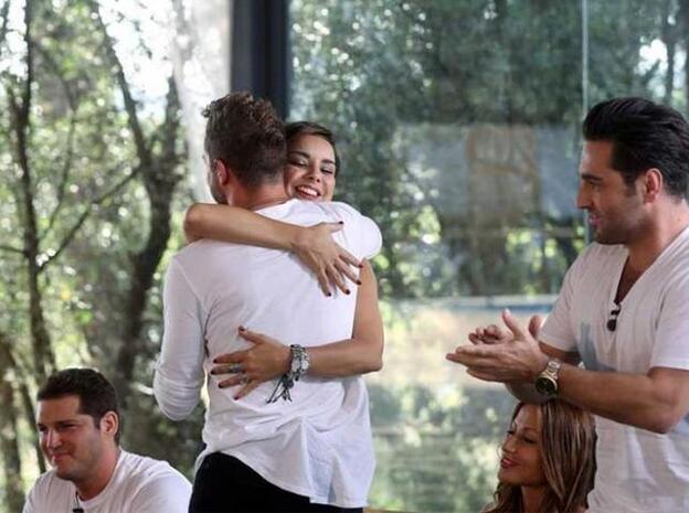 El esperado abrazo entre David Bisbal y Chenoa