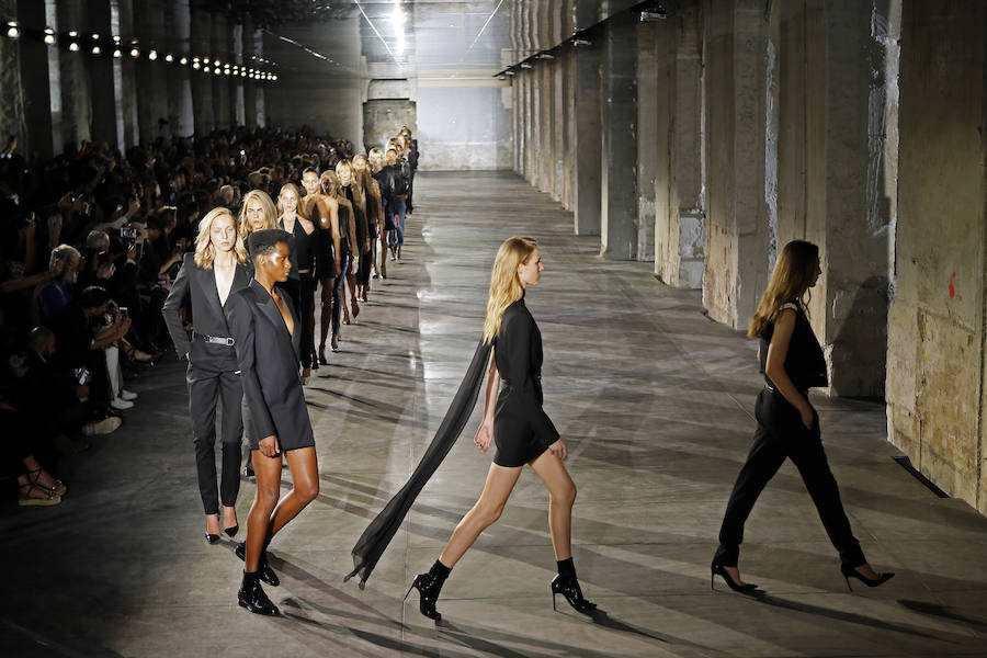 Anthony Vaccarello se estrena en Yves Saint Laurent