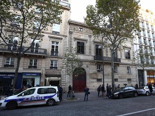 Roban a Kim Kardashian 16 millones en joyas