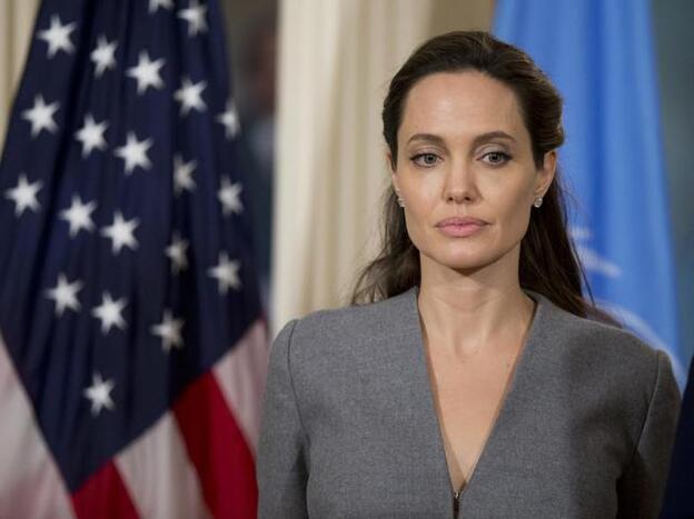 Angelina Jolie rompe su silencio tras el divorcio de Brad Pitt