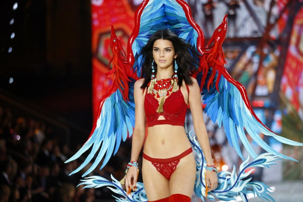 Lo mejor del desfile de Victoria's Secret de 2016