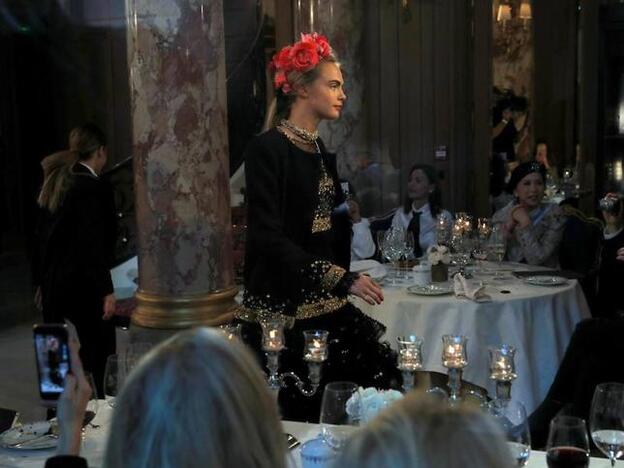 ¡Vámonos a vivir al Ritz! Chanel presenta su colección PreFall 2017