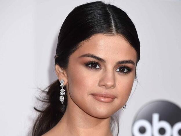 Selena Gómez vuelve gracias a Coach y a 10 millones de dólares