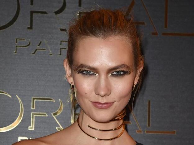 10 consejos de maquillaje para brillar en las fiestas de navidad y 10 famosas para inspirarte