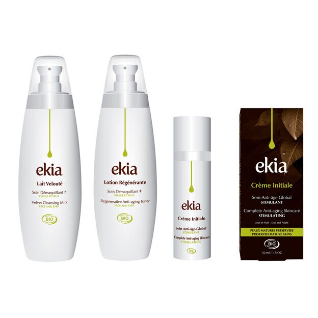 Ekia- Leche limpiadora (26€) Tónico regenerador (29€) y Crema antiedad (41€)