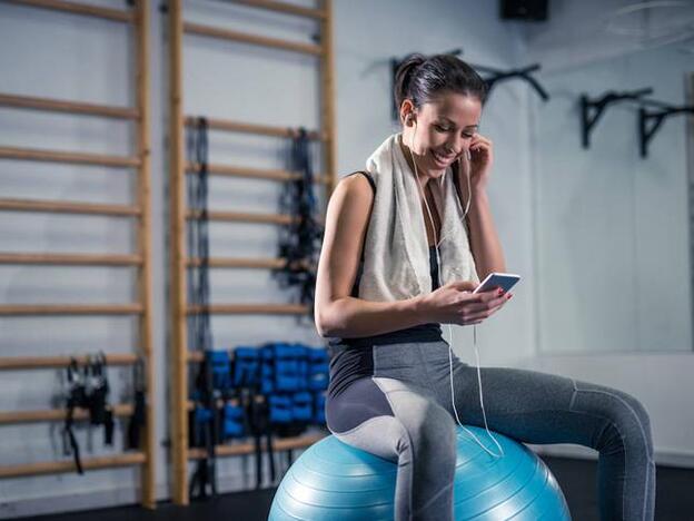 El móvil, tu peor enemigo en el gimnasio