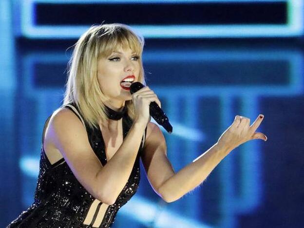 Sospechas sobre el feminismo con retraso de Taylor Swift