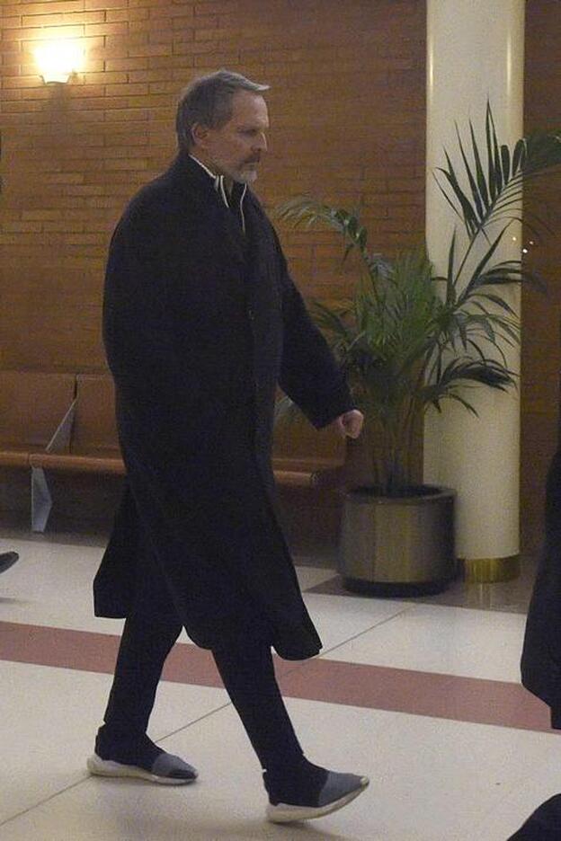 Miguel Bosé se despide de su sobrina