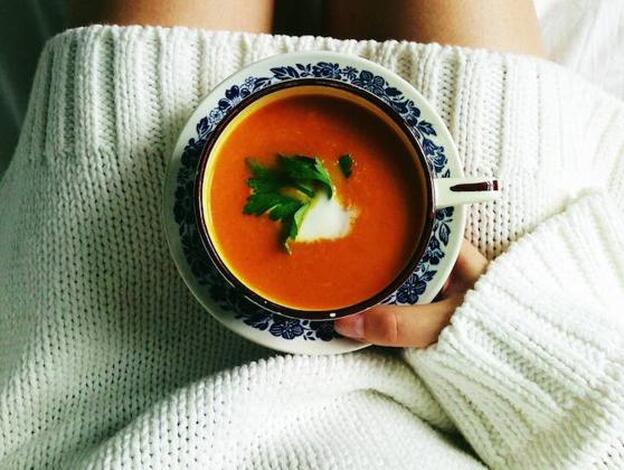 Practica el souping: tan saludable como los zumos verdes detox